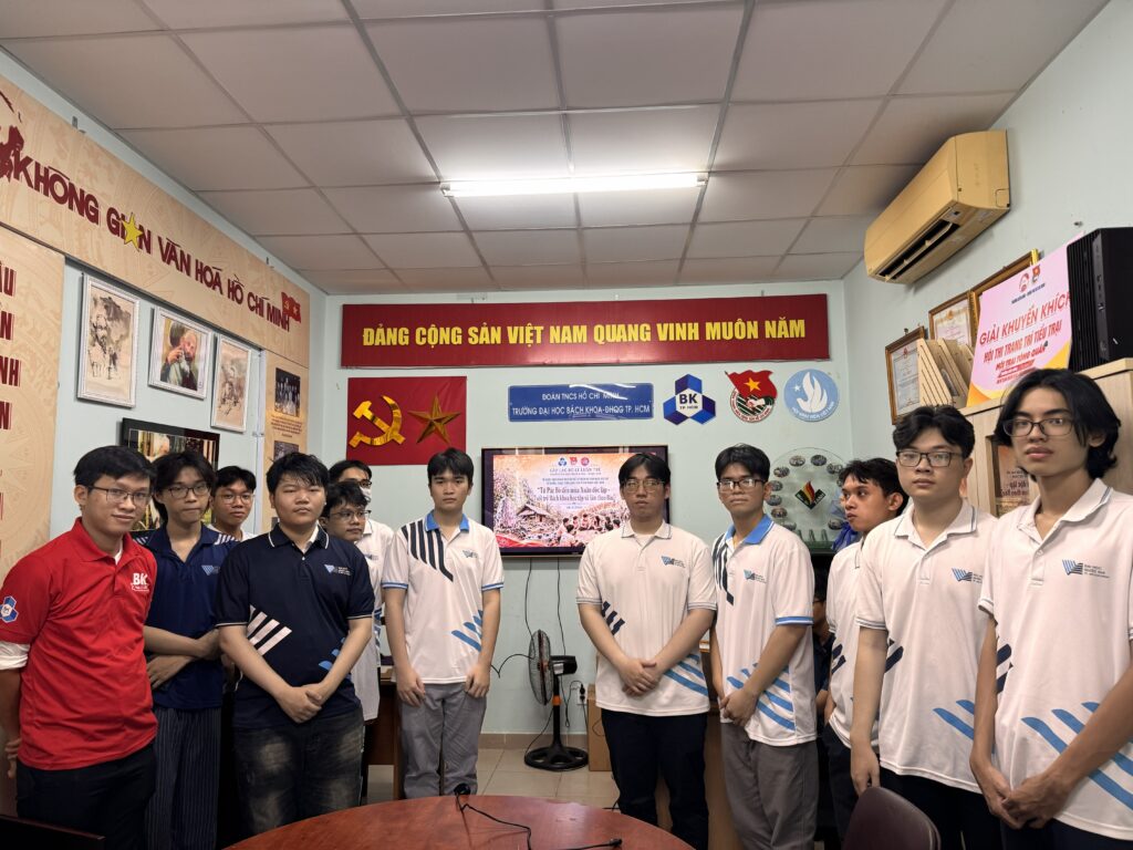 TỔ CHỨC SINH HOẠT CHUYÊN ĐỀ KỶ NIỆM 85 NĂM NGÀY BÁC HỒ VỀ NƯỚC, TRỰC TIẾP LÃNH ĐẠO CÁCH MẠNG VIỆT NAM - CHỦ ĐỀ “TỪ PÁC BÓ ĐẾN MÙA XUÂN ĐỘC LẬP - TUỔI TRẺ BÁCH KHOA HỌC TẬP VÀ LÀM THEO BÁC” img 2437