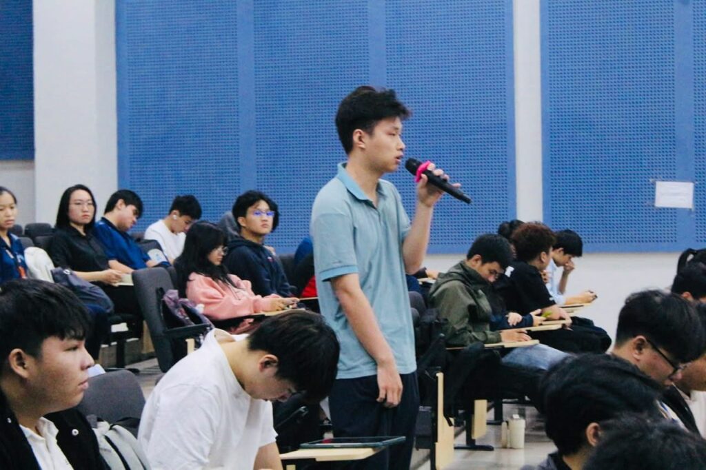 588611876 890216026906778 5073715620669749475 n