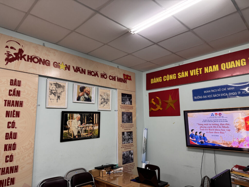 TỔ CHỨC SINH HOẠT CHUYÊN ĐỀ TUYÊN TRUYỀN KỶ NIỆM 136 NĂM NGÀY SINH CHỦ TỊCH HỒ CHÍ MINH - CHỦ ĐỀ “SÁNG MÃI TƯ TƯỞNG, ĐẠO ĐỨC, PHONG CÁCH HỒ CHÍ MINH - TUỔI TRẺ BÁCH KHOA HỌC TẬP VÀ LÀM THEO BÁC” img 2443